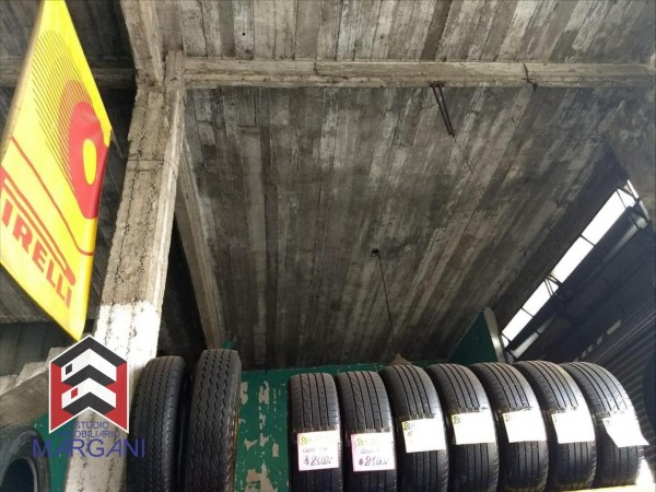 Local 200 m2 cub s/LOTE 200 a mts de shopping URGENTE