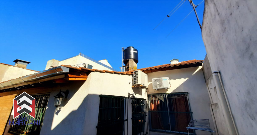 Excelente CHALET 4 AMB c/ 2 Garage + Patio / Jardin