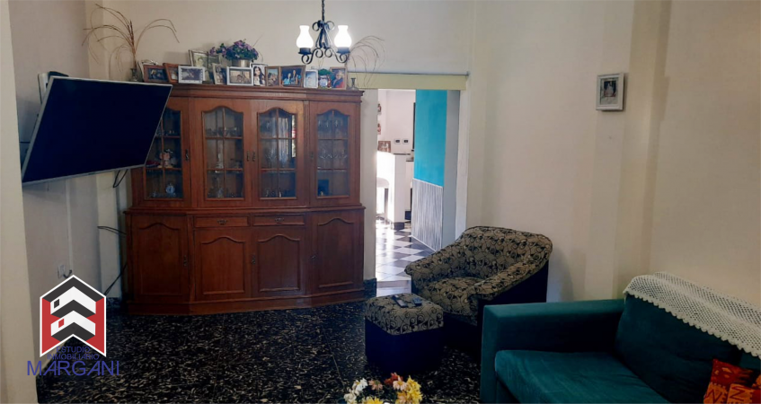 Excelente CHALET 4 AMB c/ 2 Garage + Patio / Jardin