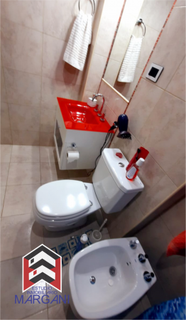 Excelente CHALET 4 AMB c/ 2 Garage + Patio / Jardin
