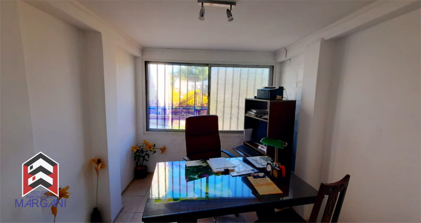 Excelente CHALET 4 AMB c/ 2 Garage + Patio / Jardin