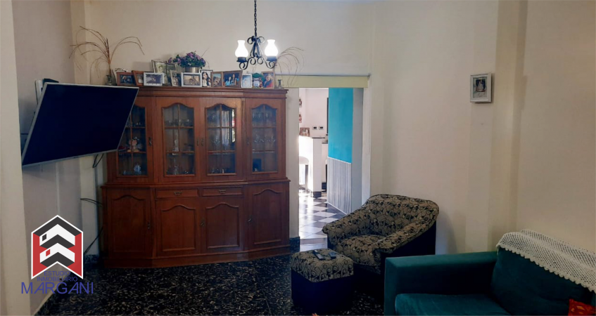 Excelente CHALET 4 AMB c/ 2 Garage + Patio / Jardin