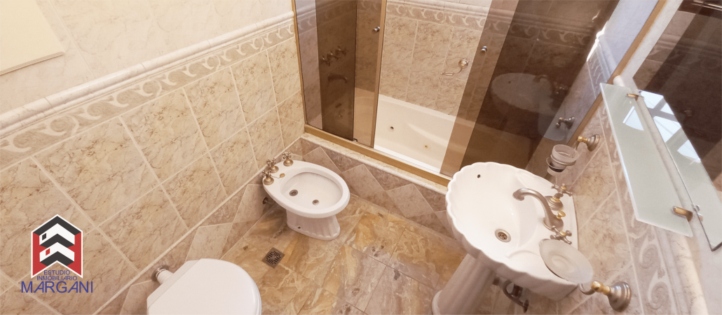 Excelente Departamento 3AMB Sobre importante avenida