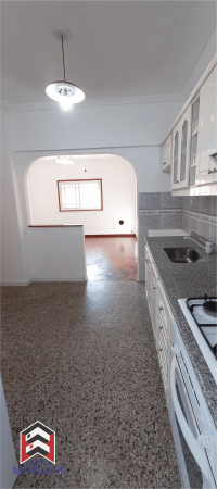 Excelente Departamento 3AMB Sobre importante avenida