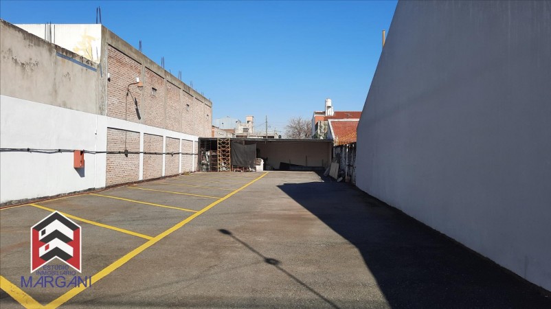 Excelente Lote 424,9m2 (10 x 42,49) a mts Av. Crovara