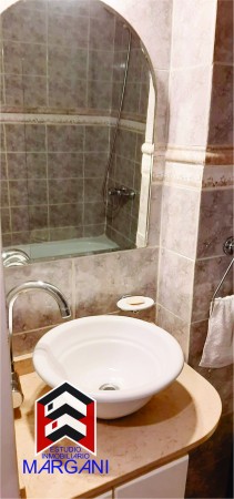 Departamento 2AMB al Frente - EXCELENTE UBICACION -