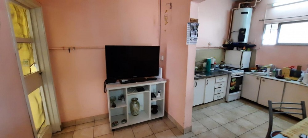 Departamento 3AMB c/ Patio - A mts de Av. Crovara -