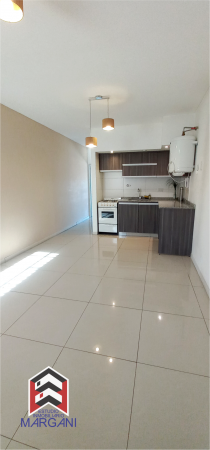 Excelente Departamento 2 AMB al Frente c/ Balcon 3° Piso