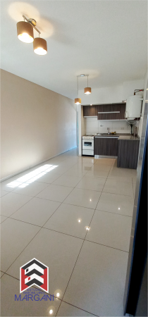 Excelente Departamento 2 AMB al Frente c/ Balcon 3° Piso