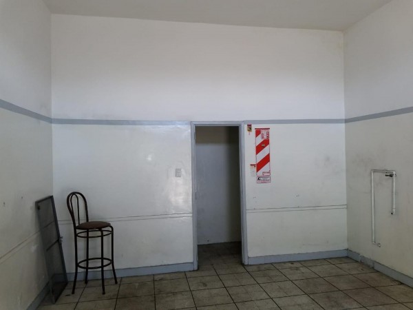En venta Local 24m2 S/ Dr.I. Arieta!