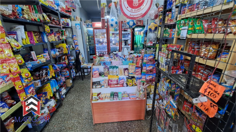 Excelente KIOSCO funcional en PLAZA BOMBERITOS