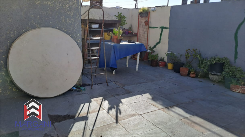 Departamento 3AMB c/ Patio - PISO -