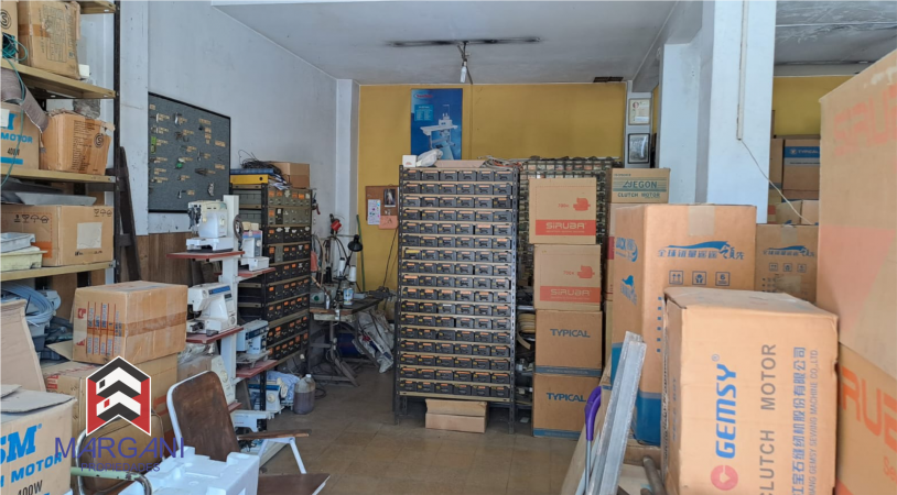 2 Locales 65m2 cub ALTO TRANSITO VEHICULAR