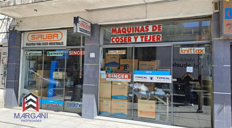 2 Locales 65m2 cub ALTO TRANSITO VEHICULAR