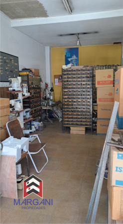 2 Locales 65m2 cub ALTO TRANSITO VEHICULAR