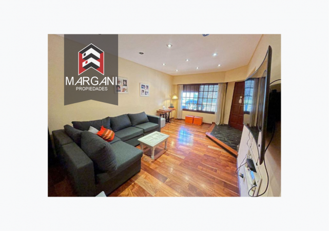 Excelente casa 5 AMB c/ Cochera + Jardin + Pileta