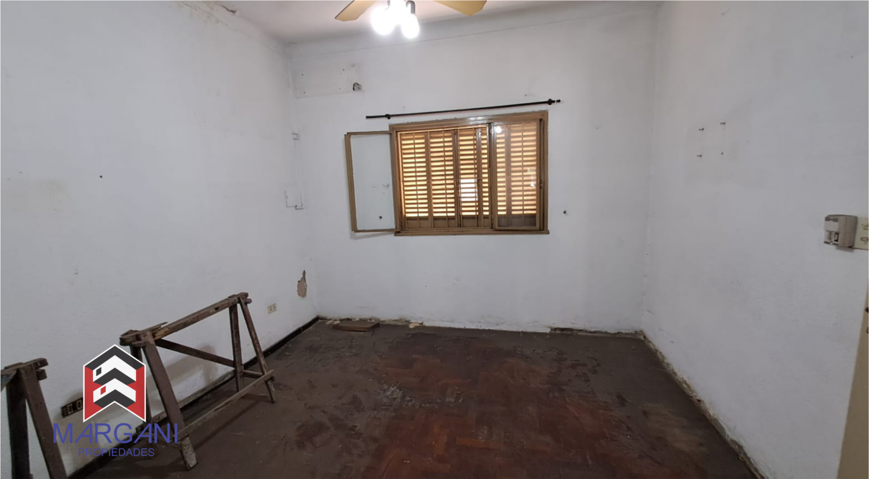 Casa 3 Amb c/ Cochera y Patio