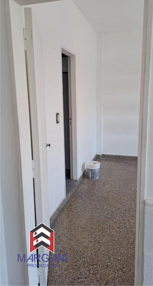Oficina 30m2 San Justo CENTRO al Frente