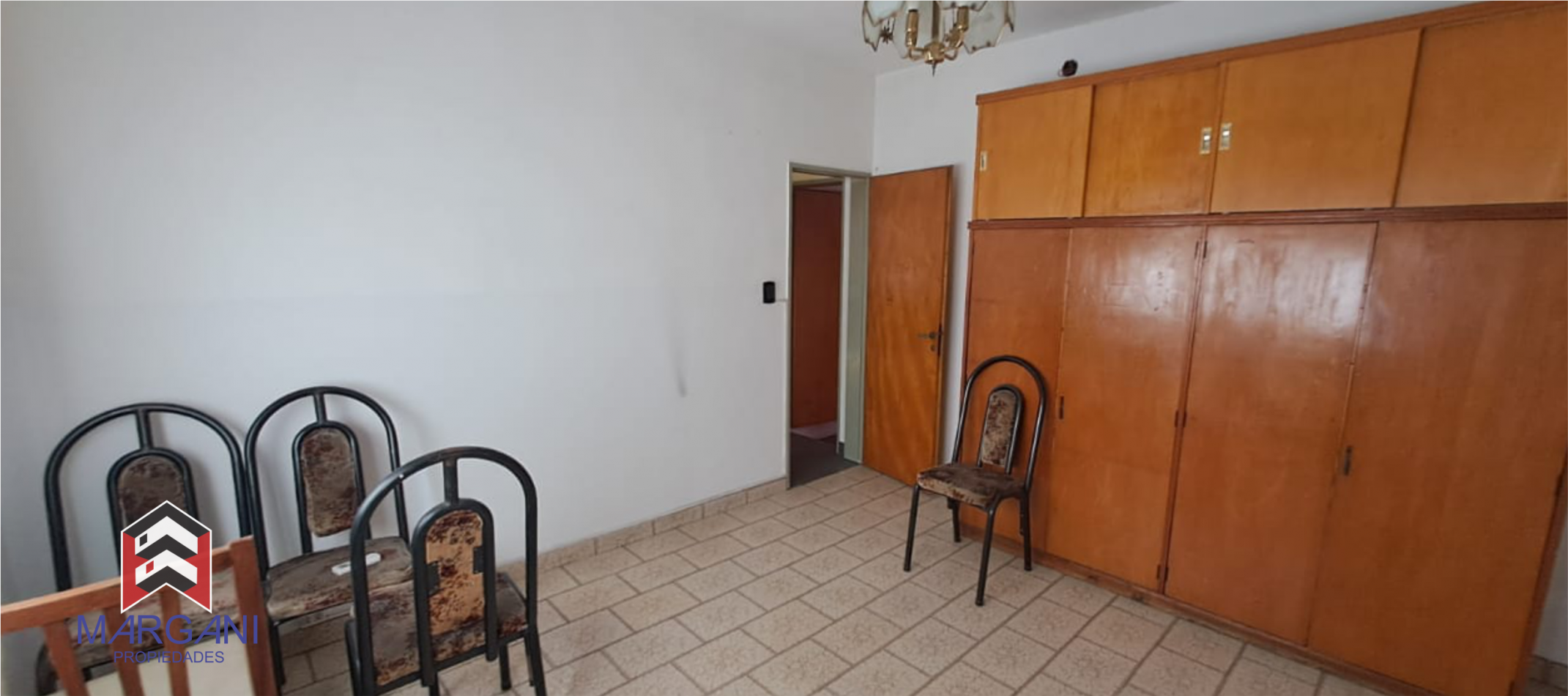 Departamento MULTIFAMILIAR- P.B. 2 AMB + P.A. 3 AMB c/ Patio