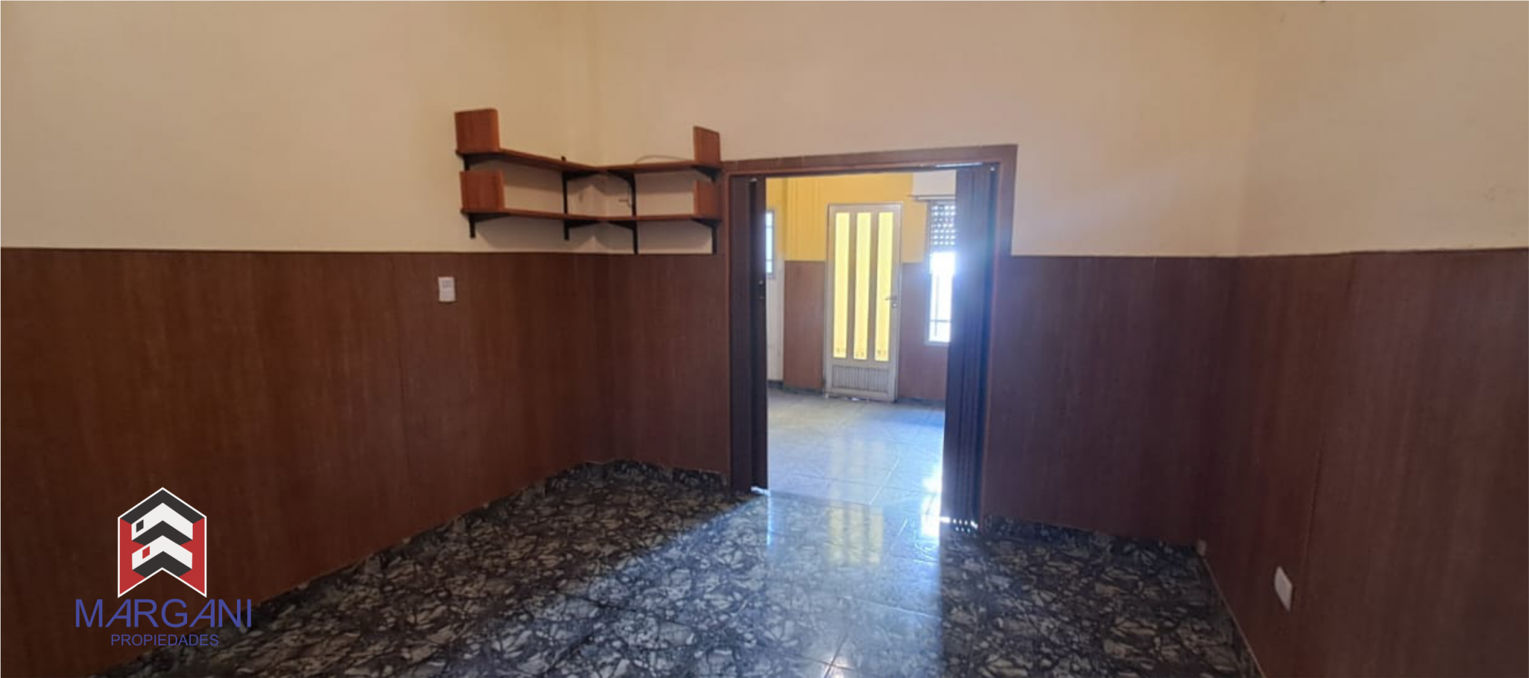 Departamento MULTIFAMILIAR- P.B. 2 AMB + P.A. 3 AMB c/ Patio
