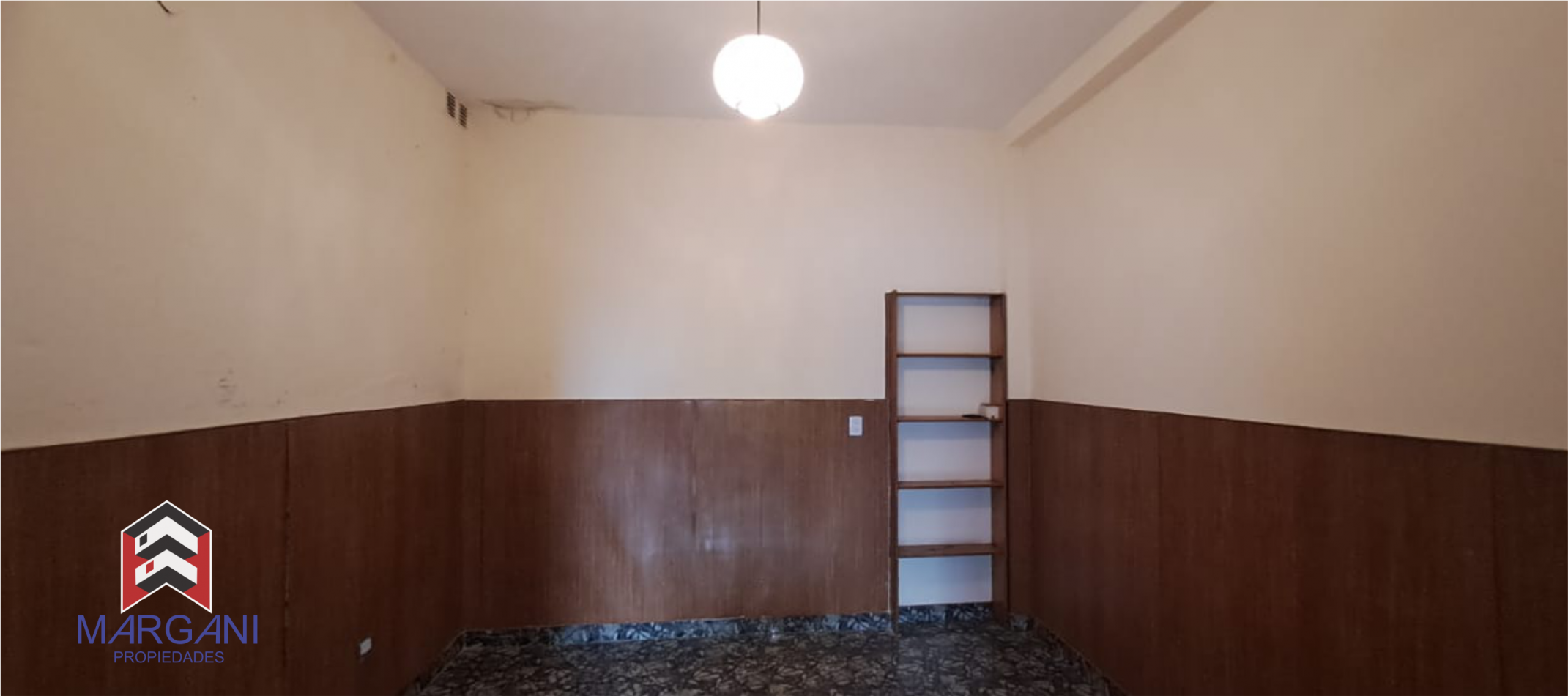 Departamento MULTIFAMILIAR- P.B. 2 AMB + P.A. 3 AMB c/ Patio
