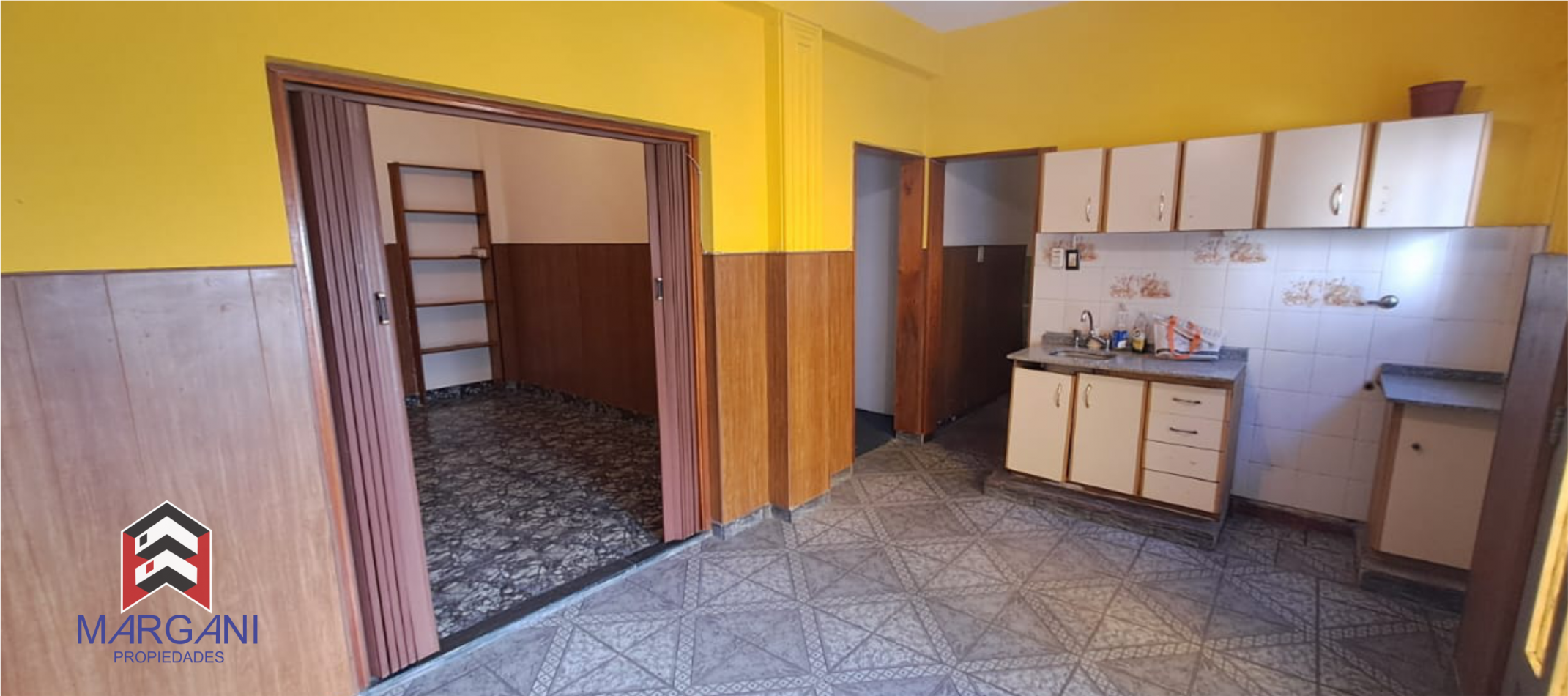 Departamento MULTIFAMILIAR- P.B. 2 AMB + P.A. 3 AMB c/ Patio