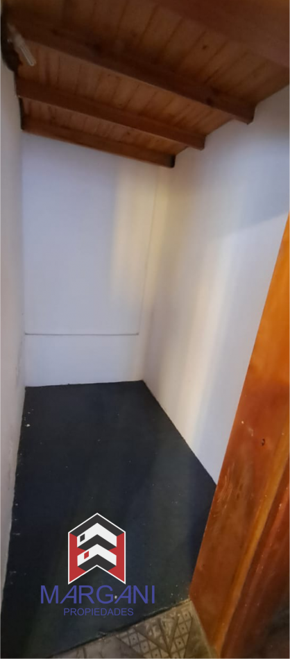 Departamento MULTIFAMILIAR- P.B. 2 AMB + P.A. 3 AMB c/ Patio