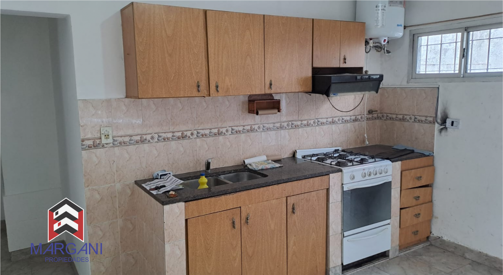 2 Departamentos 3AMB C/U c/ Patio - OPORTUNIDAD -
