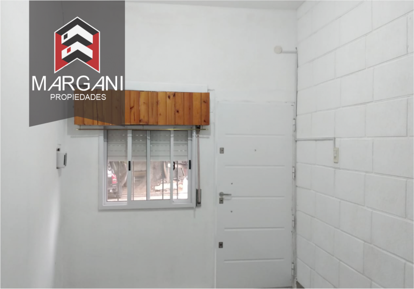 2 Departamentos 3AMB C/U c/ Patio - OPORTUNIDAD -
