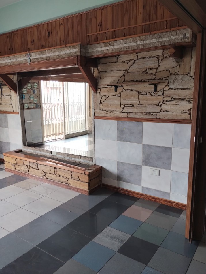 Excelente PISO 3AMB Amplio al Fte - SIN EXPENSAS -
