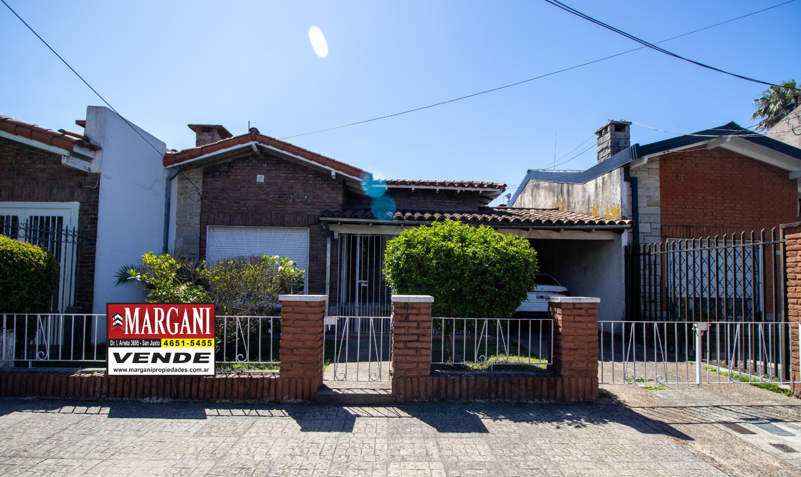 Casa 3 AMB c/ Cochera S/ Lote 420m2