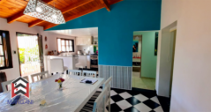 Excelente CHALET 4 AMB c/ 2 Garage + Patio / Jardin