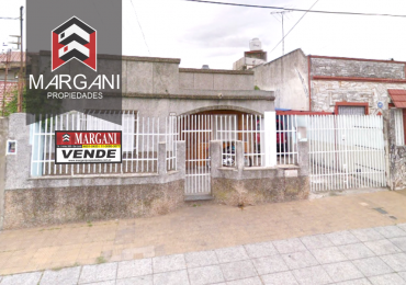 Casa Multifamiliar 3 y 1 AMB Cochera Para 3 Autos Lote Propi