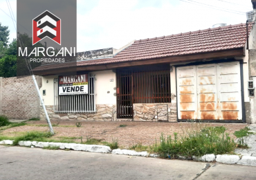 Casa 3 AMB c/ Cochera s/ Lote Propio - OPORTUNIDAD REAL -