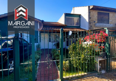 Excelente CHALET 4 AMB c/ 2 Garage + Patio / Jardin